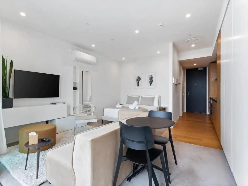 Sleek Modern Studio With Balcony 奥克兰 外观 照片